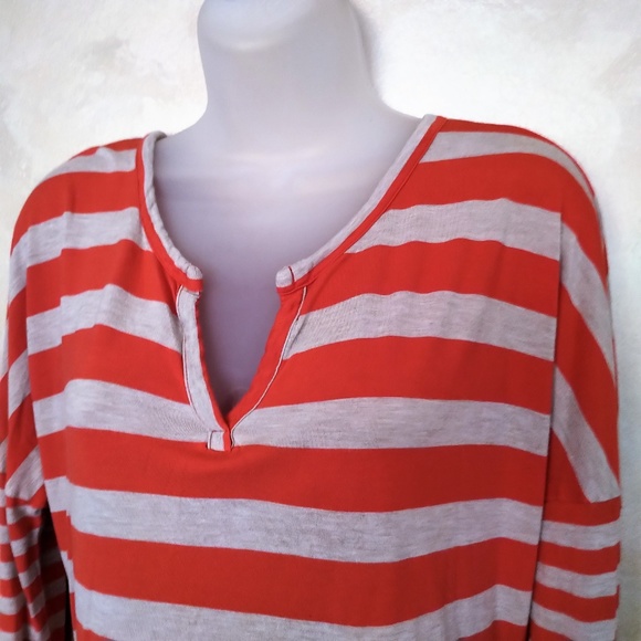 Old Navy Soft Striped Top EUC M - Picture 2 of 5